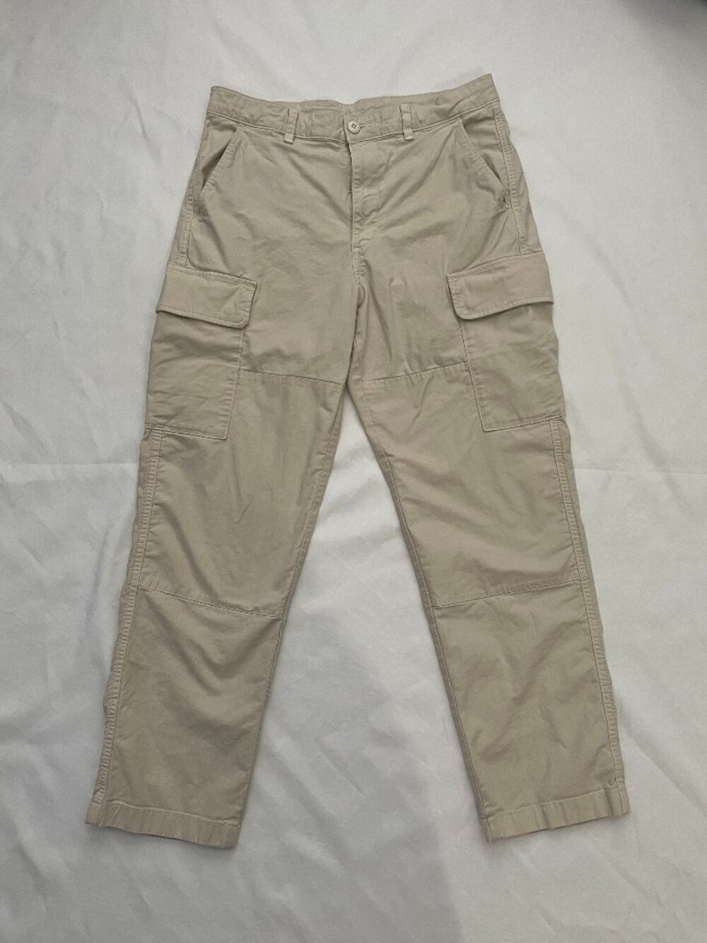 Uniqlo Beige Men's Cargo Pants (M)